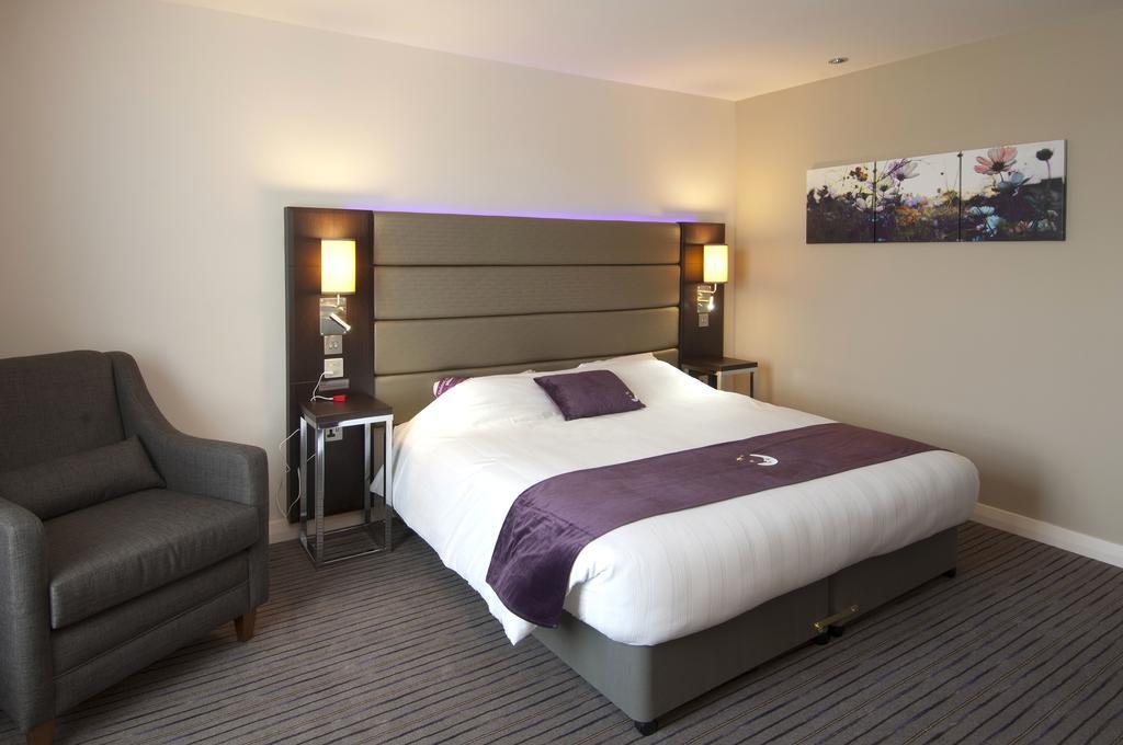 Premier Inn Tring Cameră foto
