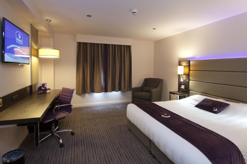 Premier Inn Tring Cameră foto